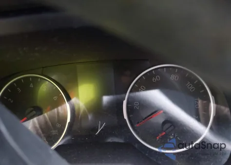 2021 Toyota Rav4 Xle from USA, damaged, VIN 2T3W1RFV6MW126850